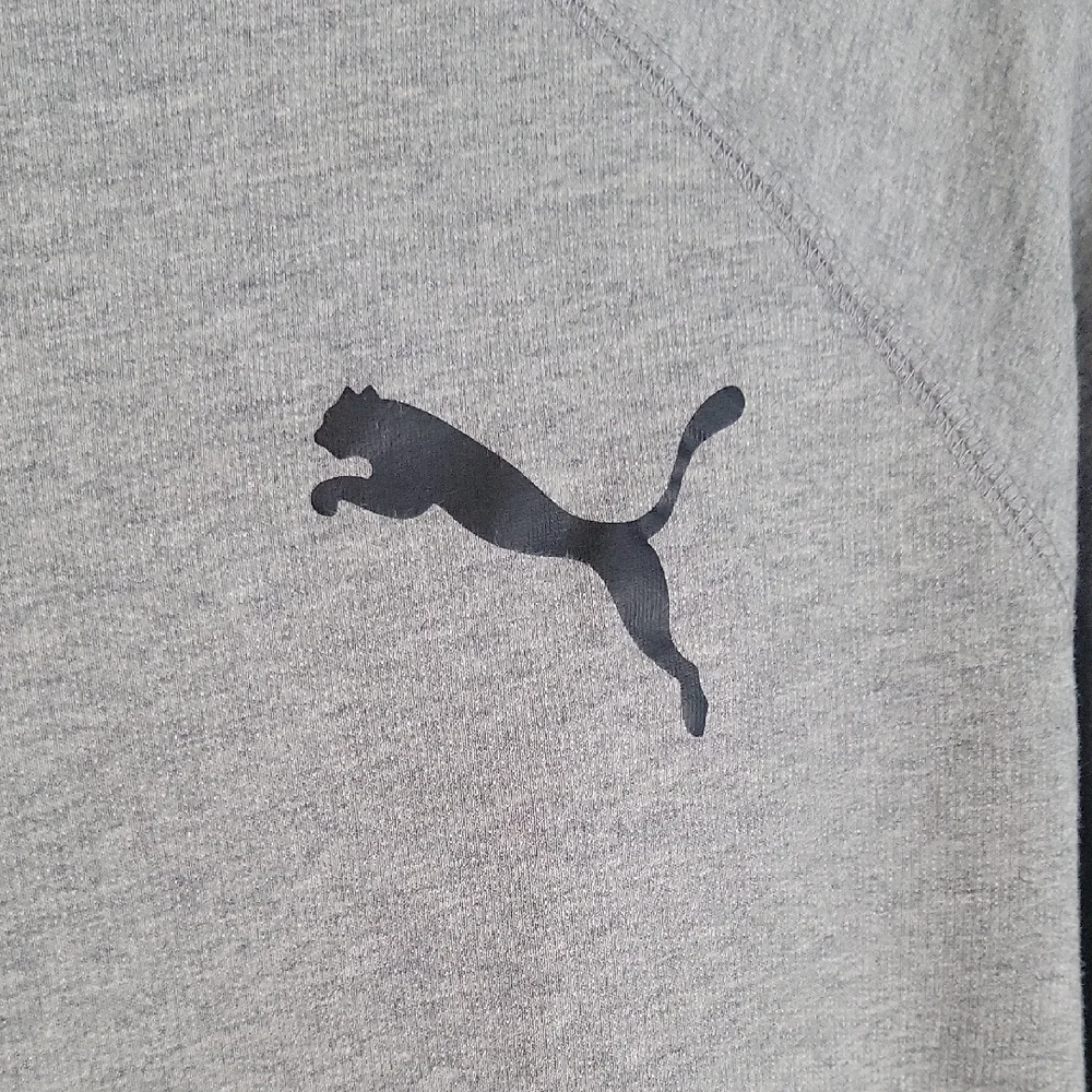 Puma Men's Heather Gray Hoodie - Picture 4 of 4